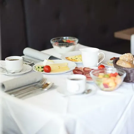 Готель Sankt Urban 3*